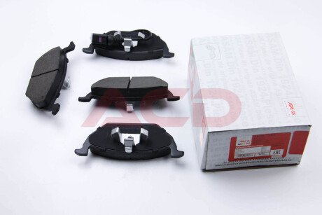 Колодки тормозные передние VW Touran/ Audi A3/Seat Cordoba, Ibiza, Leon, Toledo II/Skoda Octavia (03-) ASAM 71308