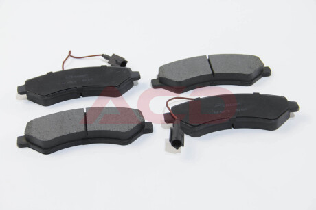 Колодки тормозные передние AUTOTECHTEILE 504 0175