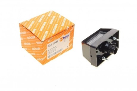 Подсветка номера левая AUTOTECHTEILE 5050709