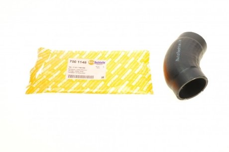 Патрубок интеркулера AUTOTECHTEILE 7001148