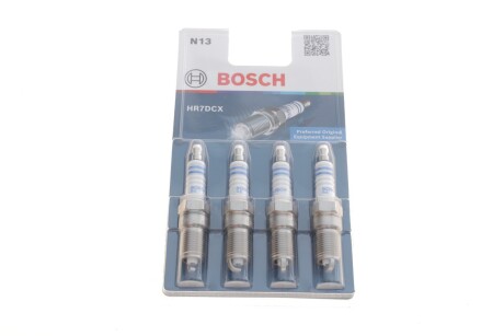 Свеча зажигания BOSCH 0242235951