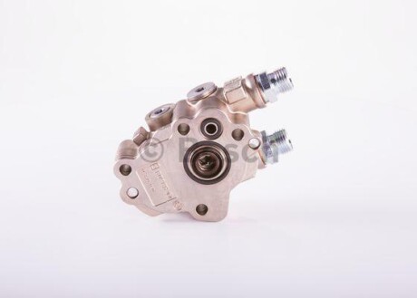 A_Шестерiнчастий насос BOSCH 0440020047