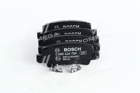 Комплект тормозных колодок. BOSCH 0986424790