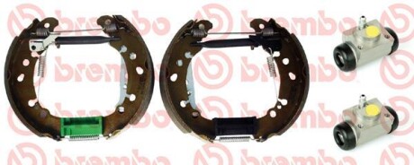 Гальмівні колодки (набір) BREMBO K83018