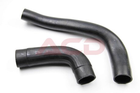 Патрубок інтеркулера Transit (V184) 2.4TDCi 00-06 (комплект) BSG BSG 30-720-129