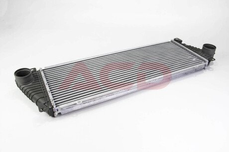 Радіатор інтеркулера Sprinter/LT 95-06 BSG BSG 90-535-001