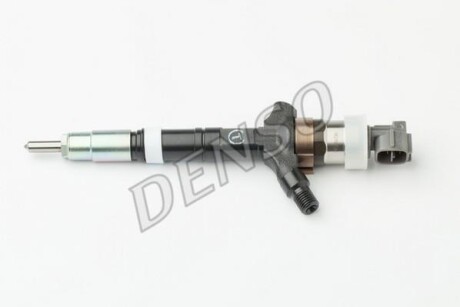 Форсунка DENSO DCRI100750 (фото 1)