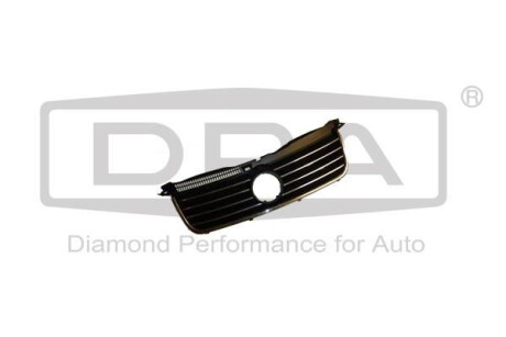 Решетка радиатора без эмблемы VW Passat (01-05) DPA 88531184002