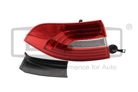 Tail light. left DPA 99451334002