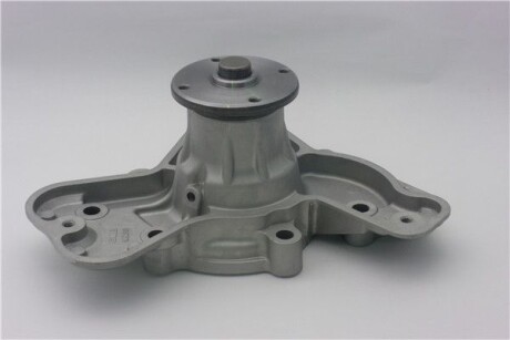 Насос водяной двигателя GMB GWMZ36A