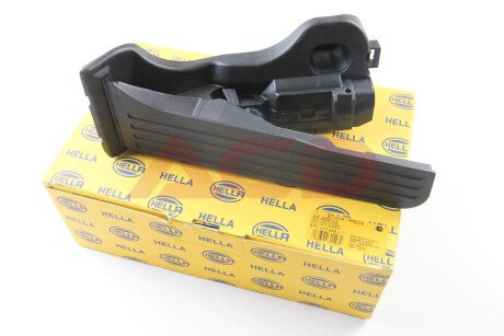 Педаль газу HELLA 6PV010946-011