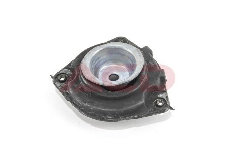 Опора амортизатора левая Renault Clio III, Modus 2005- HUTCHINSON 599078