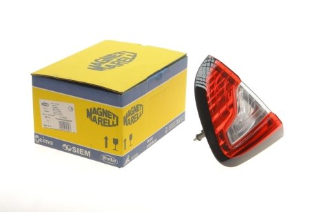 Фонарь задний MAGNETI MARELLI 714000028640