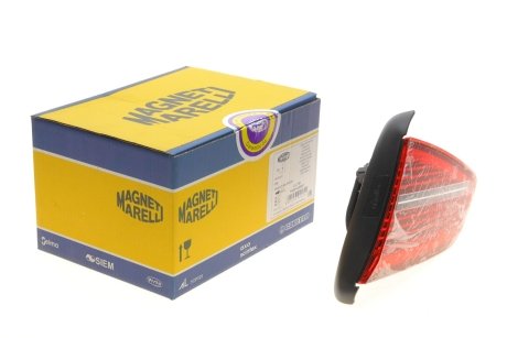 Фонарь задний MAGNETI MARELLI 714081430801