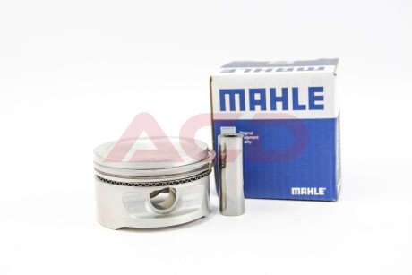 Поршень MAHLE / KNECHT 011 08 12