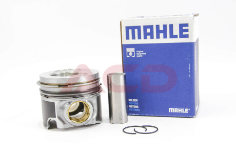 Поршень MAHLE / KNECHT 028 07 02