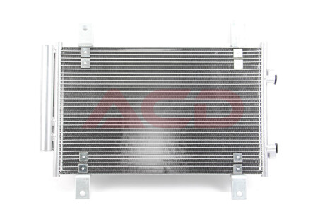 Радиатор кондиционера MAHLE MAHLE / KNECHT AC 833 000S