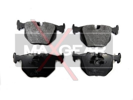 Комплект тормозных колодок, дисковый механизм MAXGEAR 19-0531