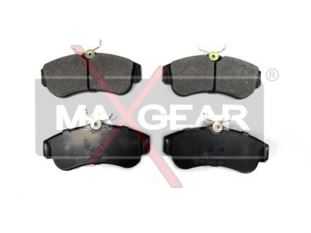 Колодки тормозные передние дисковые MAXGEAR 19-0544