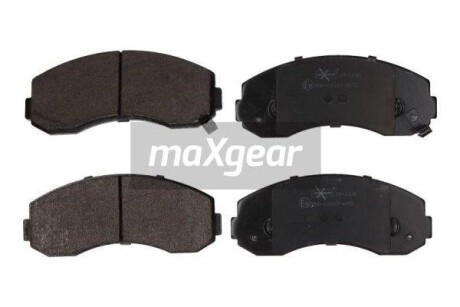 Колодки тормозные передние дисковые MAXGEAR 19-1138