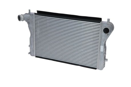 Інтеркулер AUDI 2,0T S3/TT NRF 309024