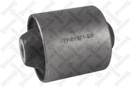 Сайлентблок заднього нижнього важеля передній STELLOX 7701371SX