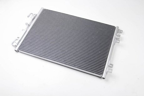 Радіатор кондиціонера THERMOTEC KTT110060