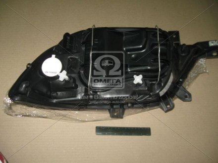 Фара прав. MB SPRINTER -06 TYC 20A525052B