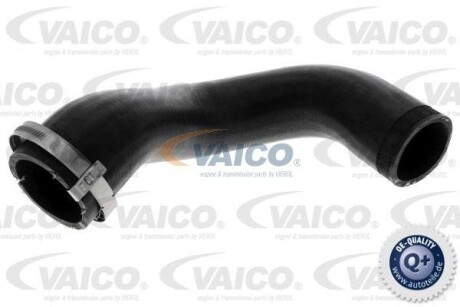 Патрубок интеркулера VW Tiguan/Sharan 2.0 TDI 07- VAICO V104816