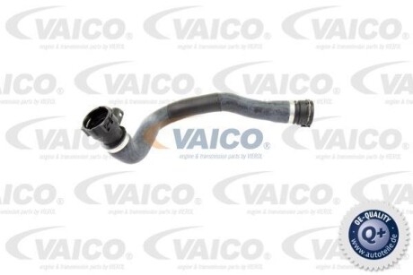 Патрубок системи охолодження VAICO V200873