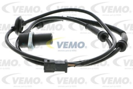 Датчик, частота вращения колеса VEMO V10-72-1239